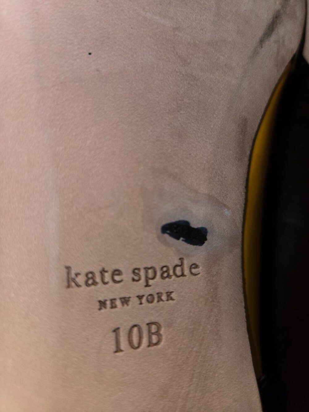 Kate Spade New York Taxi Pointed Toe Flats Yellow White Novelty Shoes 10B EUC - Picture 6 of 9